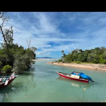 The Mangrove Villa Sematan Exterior foto